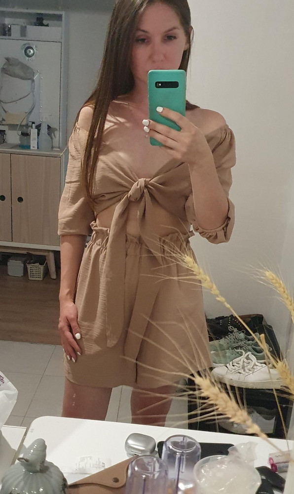 Это любовь с первой примерки) аккуратный пошив, материал приятный. Резинка не давит. Размер соответствует.