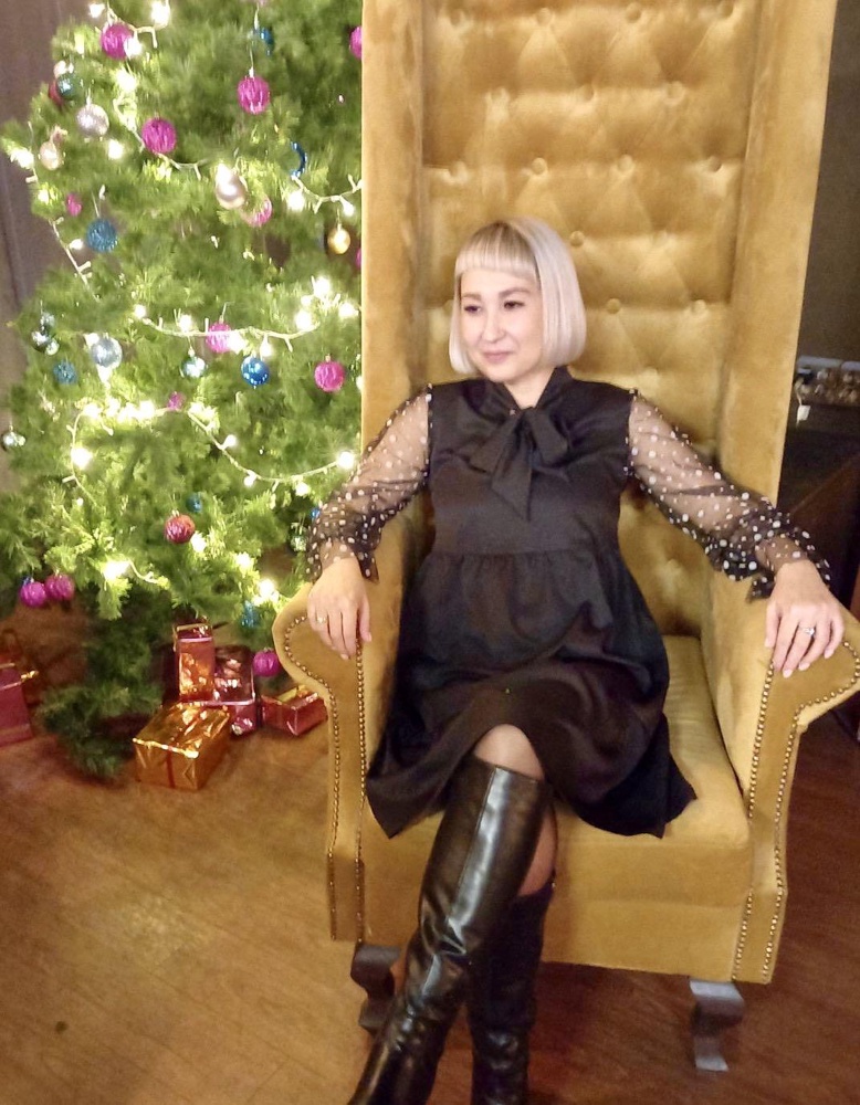 Очень хорошее платье.