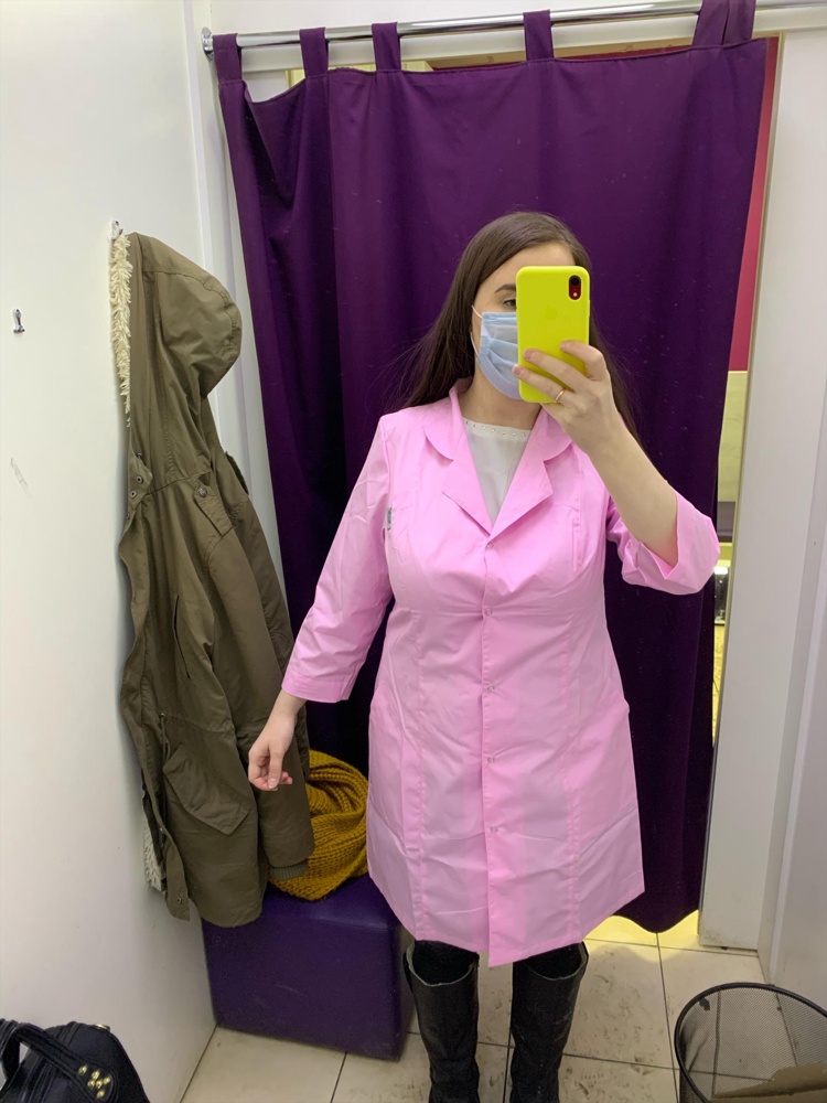 На мой объём груди 95см сел хорошо.