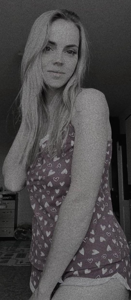 Приятная к телу, в размер.