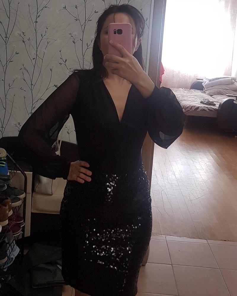 Отлично  село. Размер соответствует.