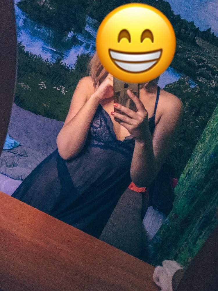 Покупкой довольна, приятная к телу. Соответствует размеру. 