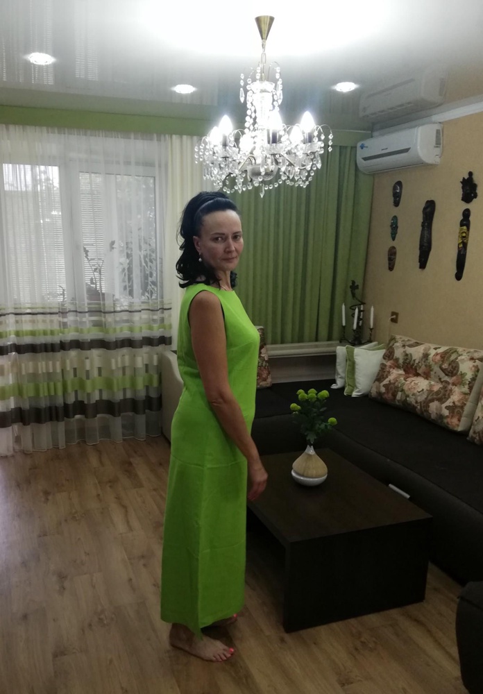 Платье очень понравилось. Спасибо большое производителю и магазину!