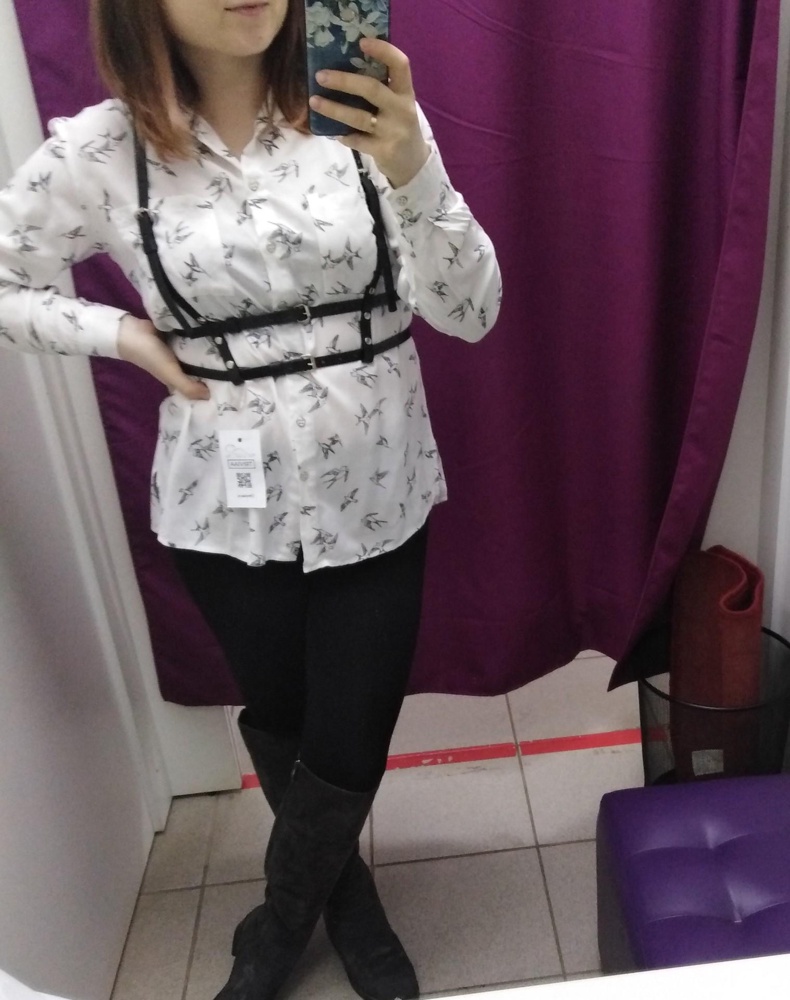 Портупея супер,очень комфортная, все регулируется, советую к покупке.