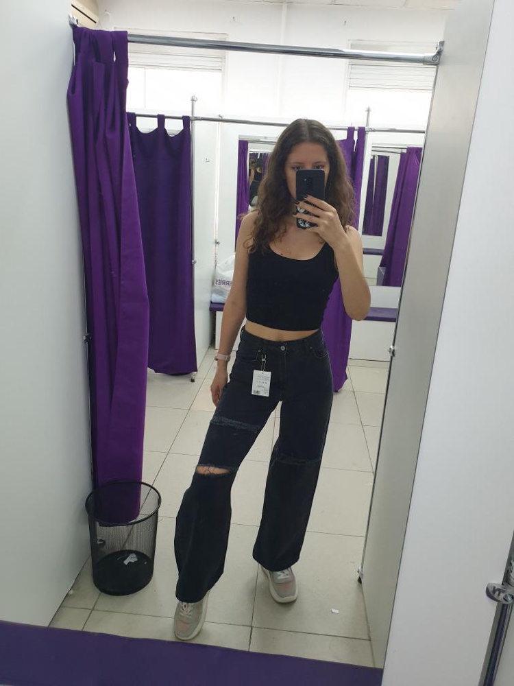 Классные , но на бедра 99 туговато. Рост 177