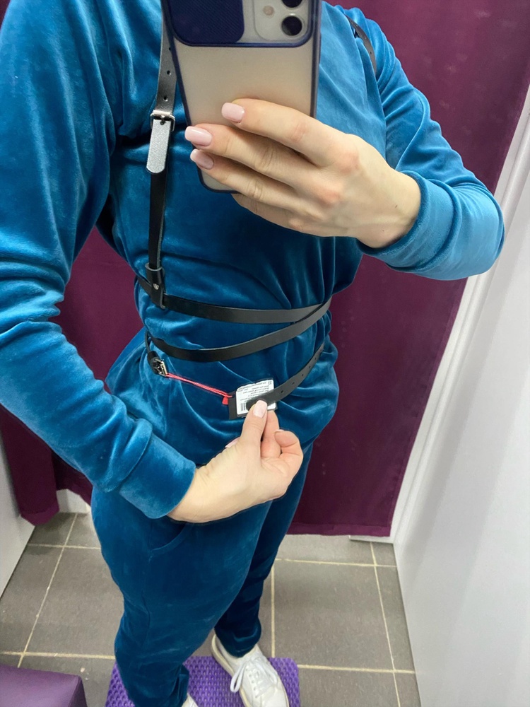 Портупея отличная, но очень маломерит. На ОТ 68 размер S-M даже не смогла застегнуть. Перезаказала на M-L. Качество супер, мягкая нат.кожа. 