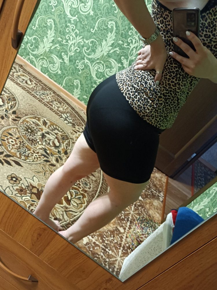 На свой объем бедер 125см 
48р, сели идеально
Мне очень понравились