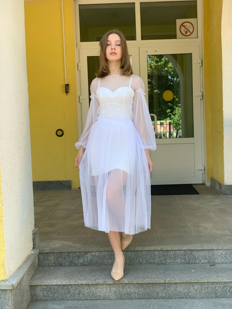 Покупали на выпускной. Рост 175 ,размер 40. 