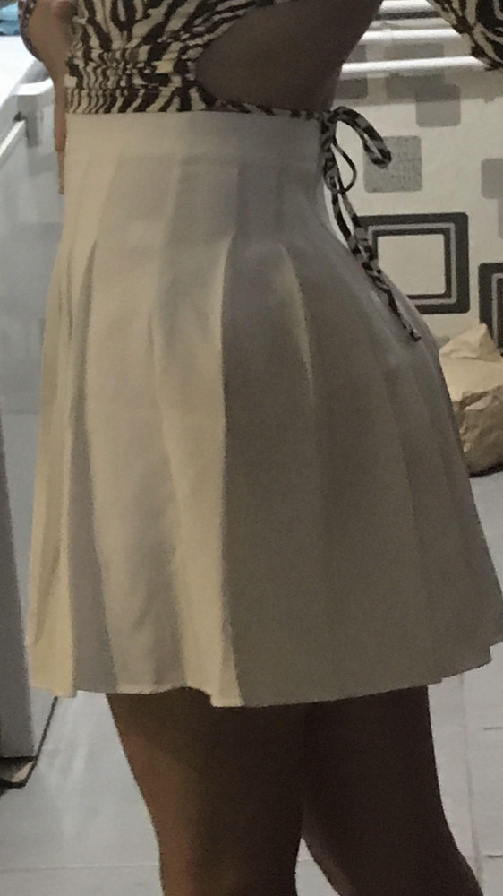 юбка суперская,качество хорошее,свою цену оправдывает,сочетается со многими вещами,супер,покупкой довольна 