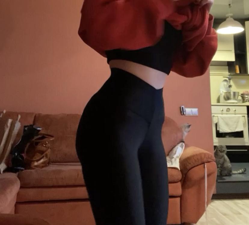 взяла XS параметры 62/94. сели идеально, не просвечивают.