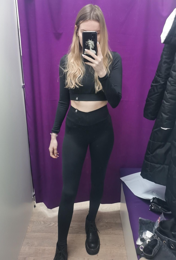 Вроде норм, заказала по размерной сетке XS, но решила заказать S, в итоге думаю подошел бы даже М, тк S впритык