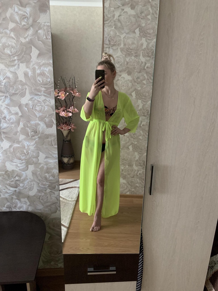 Отличная туника,цвет яркий,на свой 44-46 взяла 2 XL чтобы была посвободнее 