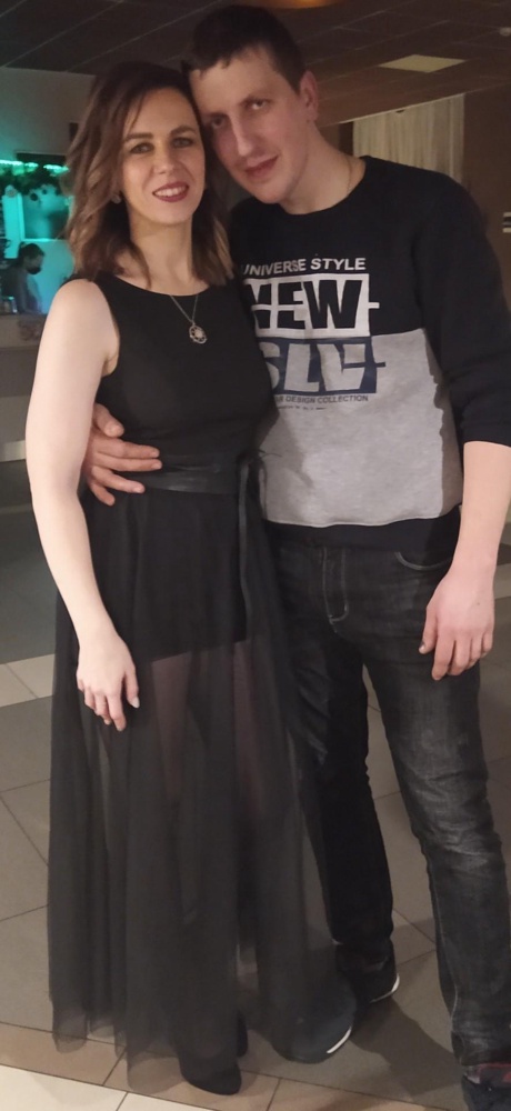 Платье отпадное! Очень довольна и качеством и ценой и соответствием размера. Мой рост 161, под каблук красиво и под ботинки тоже хорошо. Давно не получала столько комплиментов ☺️ сплошной восторг! Спасибо, IDI ALEN❤️