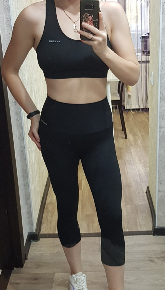 Топ размеру соответствует, поддержка груди хорошая. Качество на 5+, за свои деньги супер.