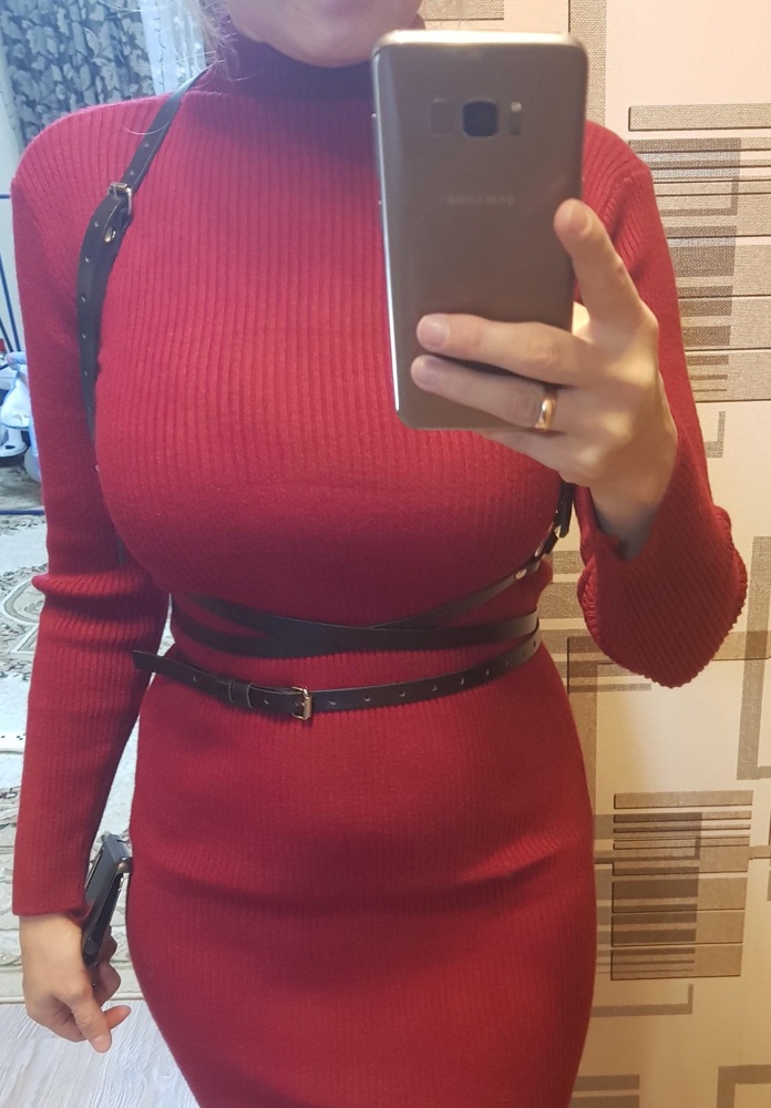 Портупея супер!Взяла размер 40-42,у меня рост 156 ,84/68/90 ,боялась ,что будет маленькая, но нет,все отлично,есть еще дополнительные отверстия,так что отлично!