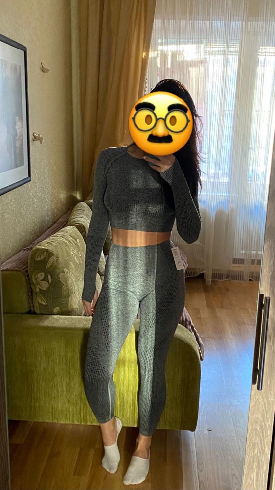 Удобные и эластичные леггинсы. Брала в сером и чёрном цветах и осталась довольна. Мои параметры 91/64/96, размер M. 