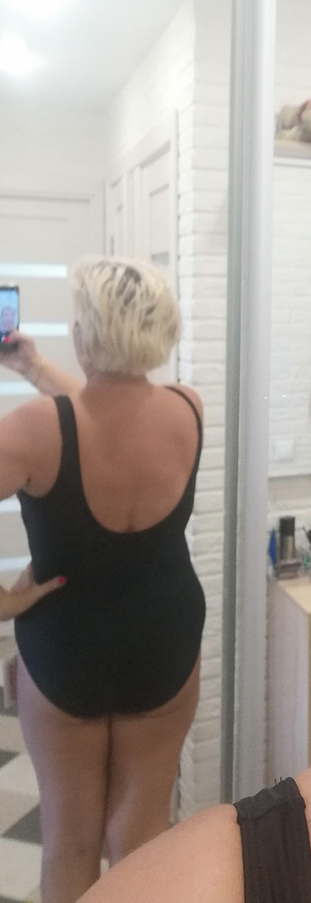 Купальник бомба, пошит идеально, цвет насыщенный, для груди специальная сеточка, без чашечек, сидит как влитой, однозначно рекомендую!!!