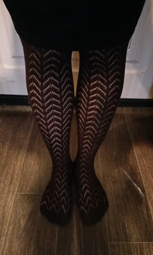 Думала будут темнее. Качество хорошее. Мне всё нравится.