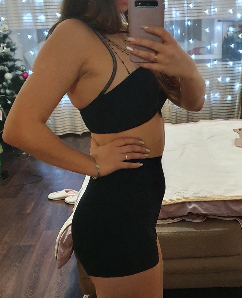 Просто прекрасные! Утягивают животик
На бедра 93 см размер m-l подошел отлично!