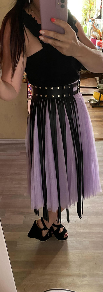 Очень крутой ремень 😍Я в него влюбилась 😍Качество бомбическое ,и дополнит любой наряд мне кажется 👍Спасибо большое ,теперь у меня есть очень стильный ремень на все случаи жизни 👍