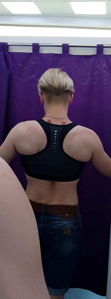 Топ просто БОМБА 💓. Очень Крутой и удобный.Качество на высоте 5+... Советую! Супер!