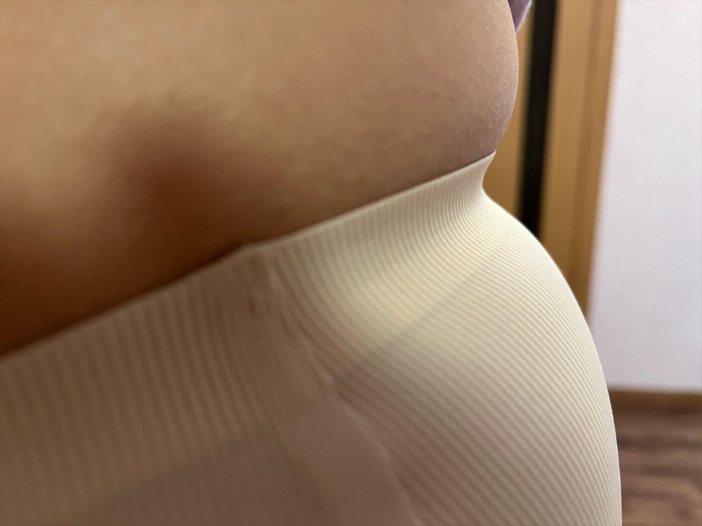 Не понравились из за резинки, она впивается. Высота трусов тоже ни то, ни се. Девушкам с формами точно не вариант, ни одна одежда не скроет эти типа бесшовные трусики. 