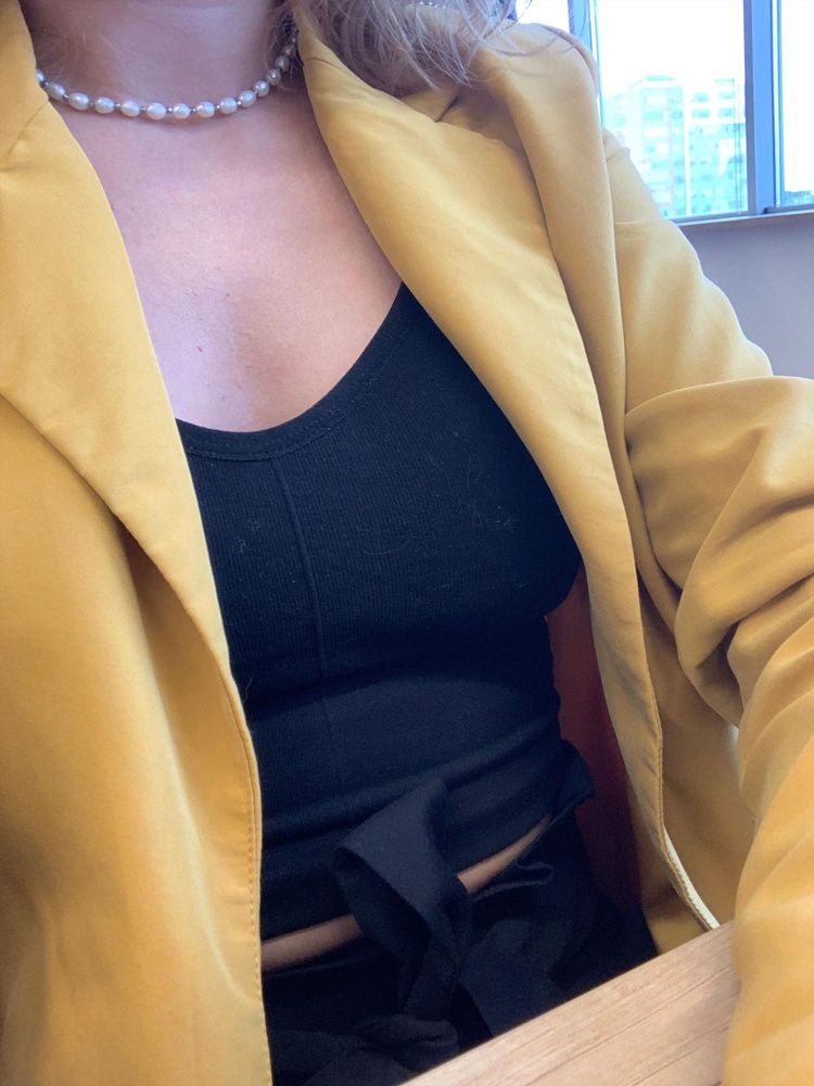 Топ отличного качества, удобный, красивый. Спасибо 