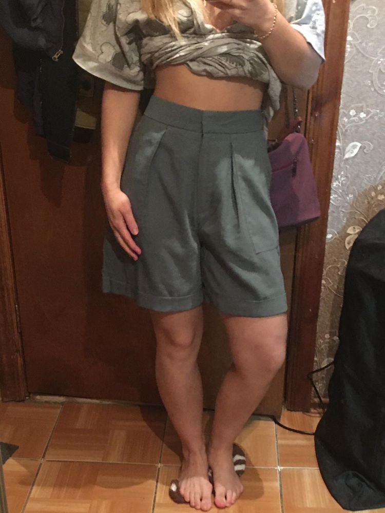 Талия 67, попа 97 подошёл 44) хорошие шортики)рекомендую)