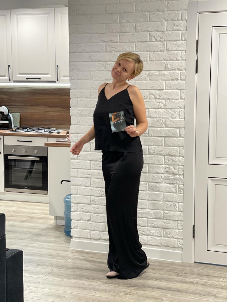 Отлтчный костюмчик для дома. Ткань - полный восторг! Очень нежная и красивая.