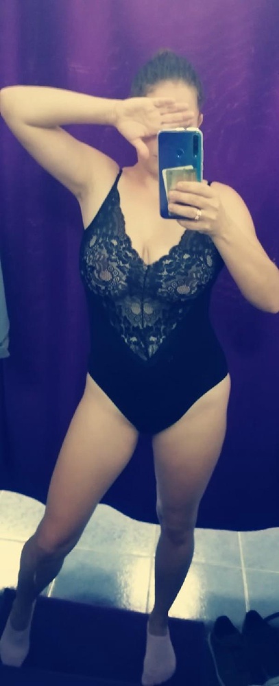 Шикарный! Взяла 38 р. Грудь с 3 на 4 у меня, и после трех детей остались уши спаниеля! Скрывает недостатки, подчёркивает достоинства)) Спасибо продавцу и вайл!