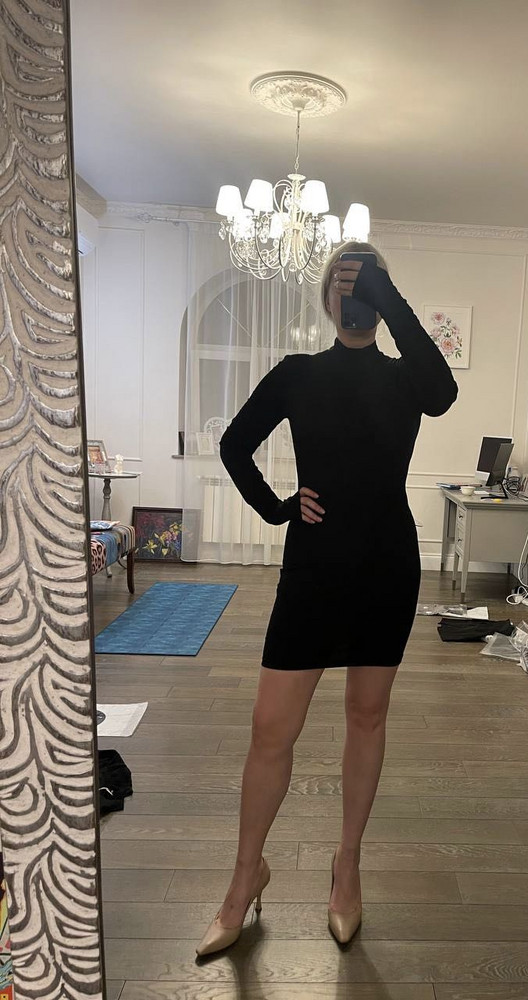 Хорошее платье. Приятное к телу. На свой 46 размер отлично село платье 46 размера. Мой рост 168. 