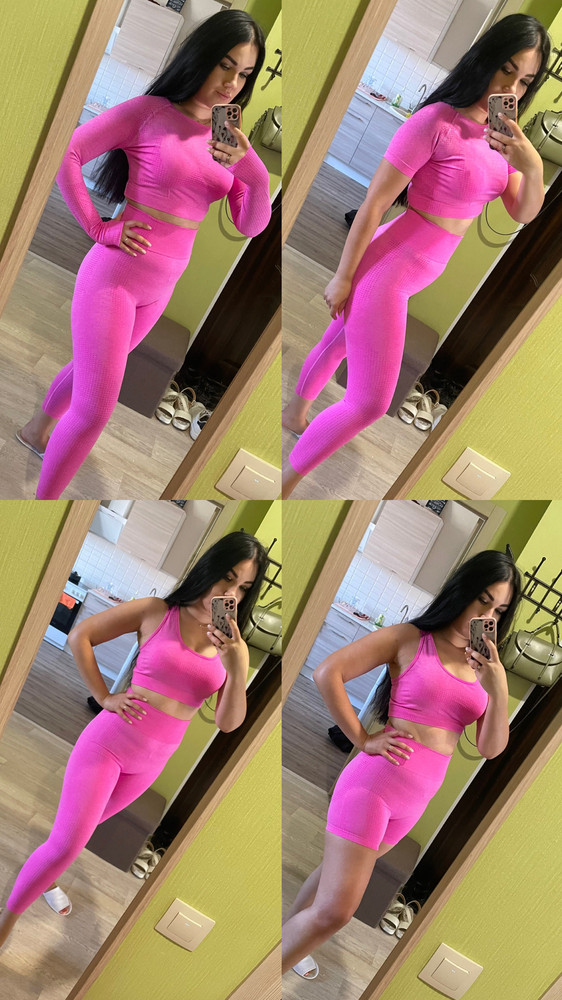 Идеальный костюм !!! Сел супер. Лосины более свободные ,чем шорты. Качество ,цвет огонь. Ещё и подарочек в виде 3х резиночек. Спасибо 🥰🥰