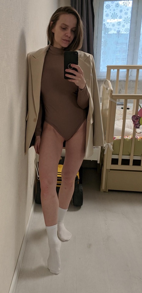 Очень очень хорошее качество, плотная, не просвечивает.держит форму, не вытягивается.