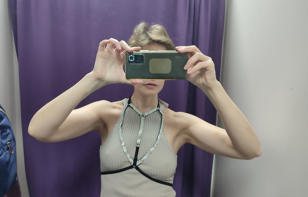 Форма изделия вообще не соответствует фото. Отказ