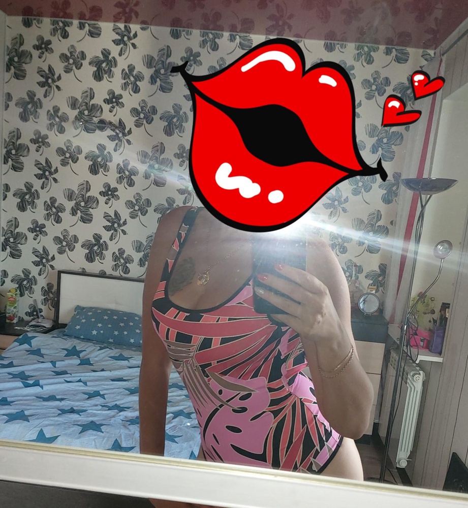 Получила купальник,очень хорошего качества,мой реальный размер 46-48, у купальника подошел идеально 48-50,.Да,купальник на высоких женщин, мой рост 177.
Спасибо за товар,рекомендую