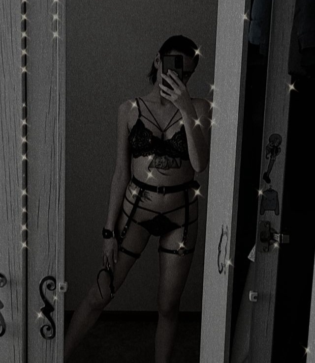 Точно не 48-50))) мне на 44 подошло идеально) все нравится, спасибо!