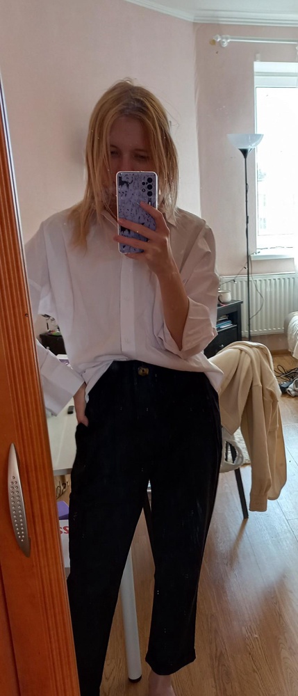 Рубашка очень круто смотрится, жалко только что ткань просвечивает