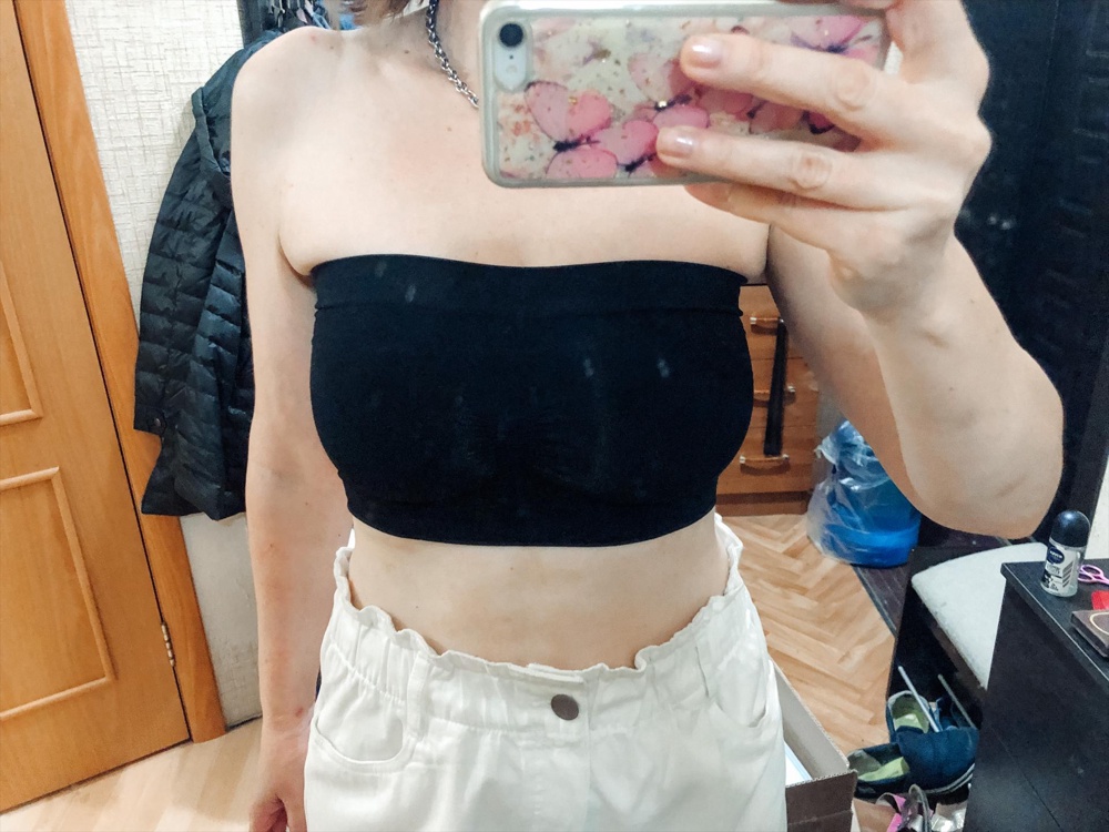 Топ на размер груди 85Д сел отлично. Не передавливает. Мягкий, грудь держит хорошо, носить его с майкой очень удобно. Закажу и в другом цвете! Понравился👍