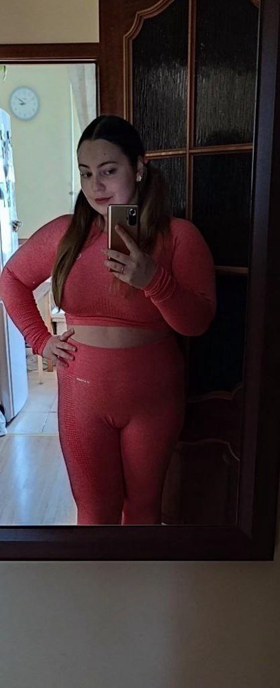 Очень качественно сшитый, приятный к телу костюм, давно о таком мечтала, наконец-то нашла! Благодарю производителя и продавца! Доступная цена, приятные эмоции, однозначно рекомендую к покупке!!!