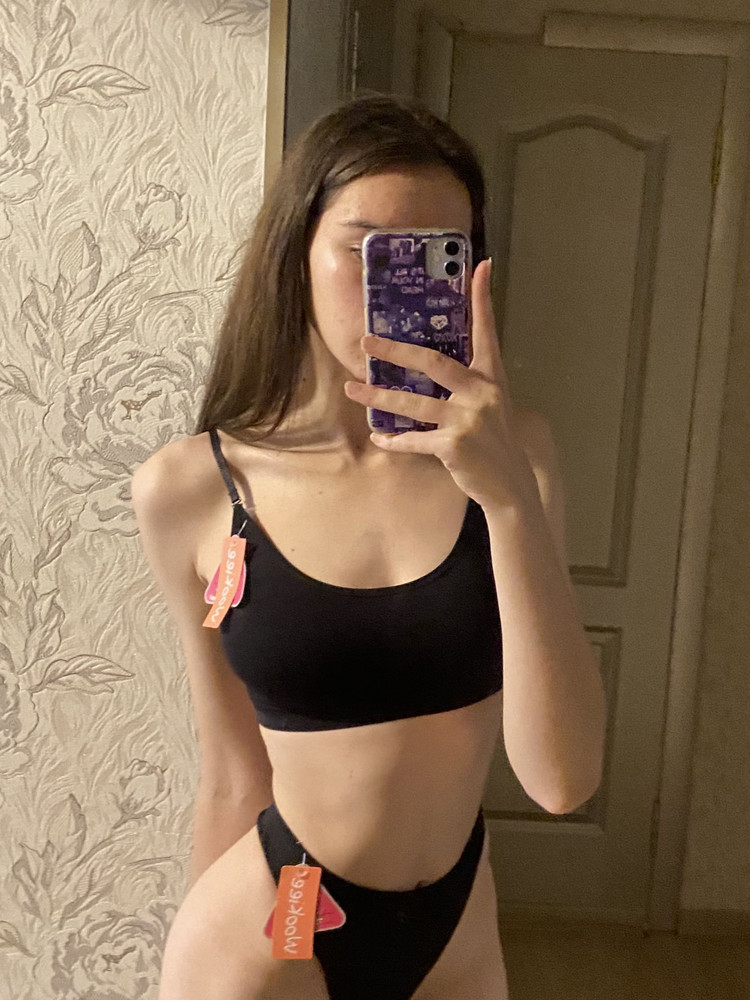 Белье отличное, очень удобно! По размеру подошло на 44, но можете смело заказывать побольше))) Буду однозначно заказывать ещё!