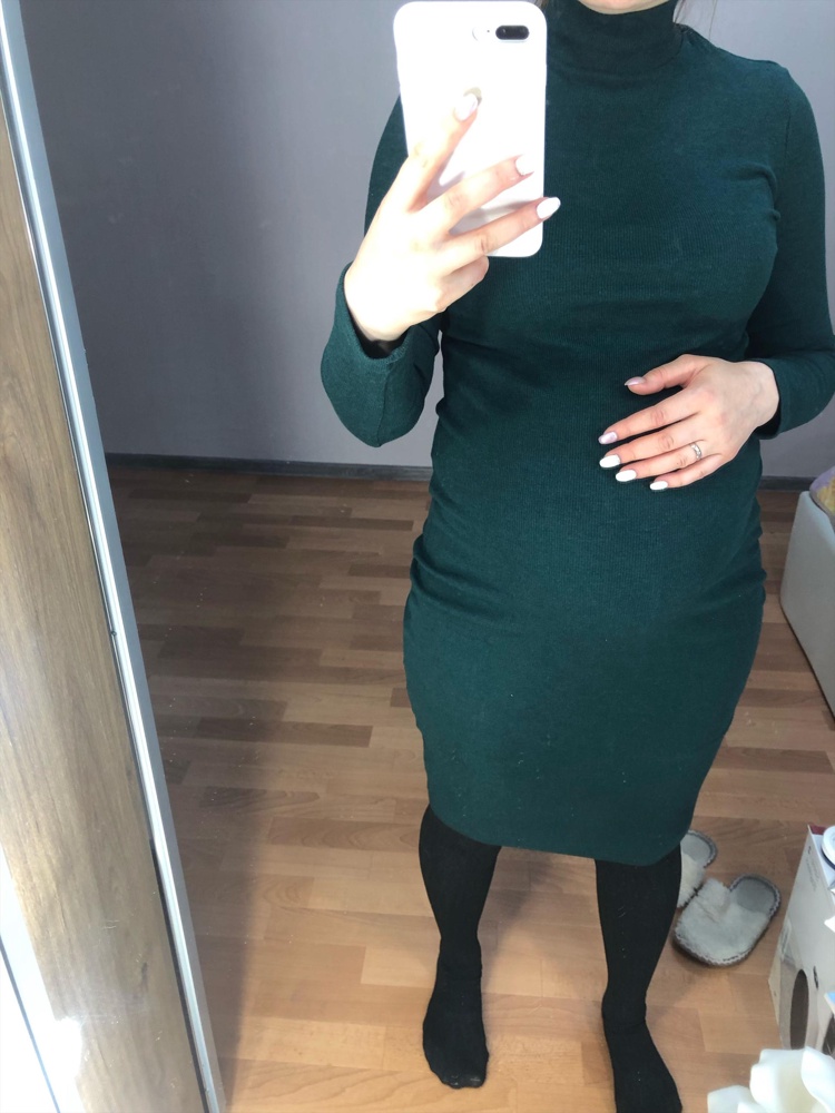 Шикарное платье Российского производства, берите не пожалеете )