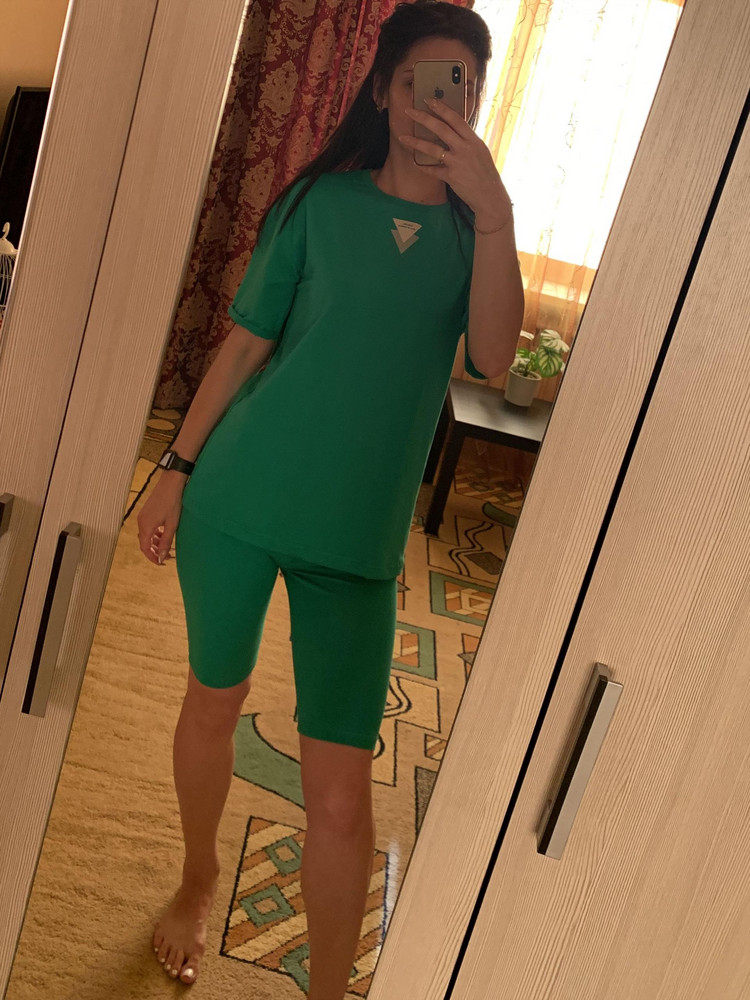 Хороший костюм,не плотный,легкий на лето самое то👍🏻