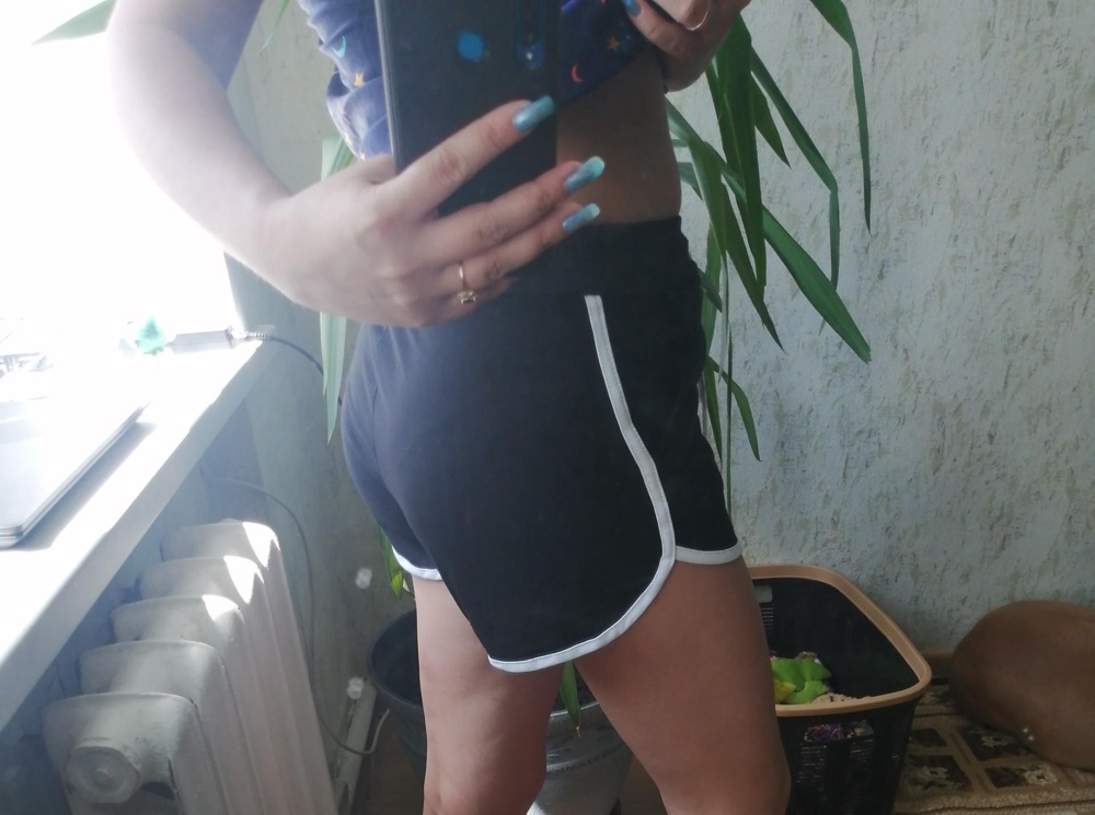 Взяла летом по посёлку гонять, легкие, спортивные
Супер👍