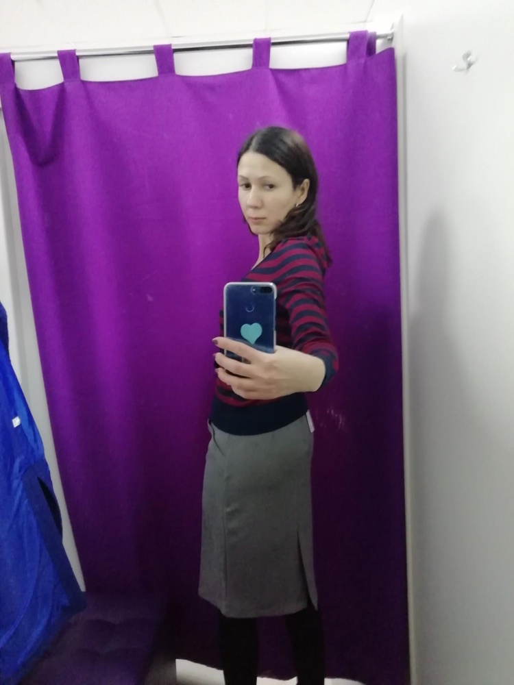 Села хорошо юбка в отличии от синей идёт в размер