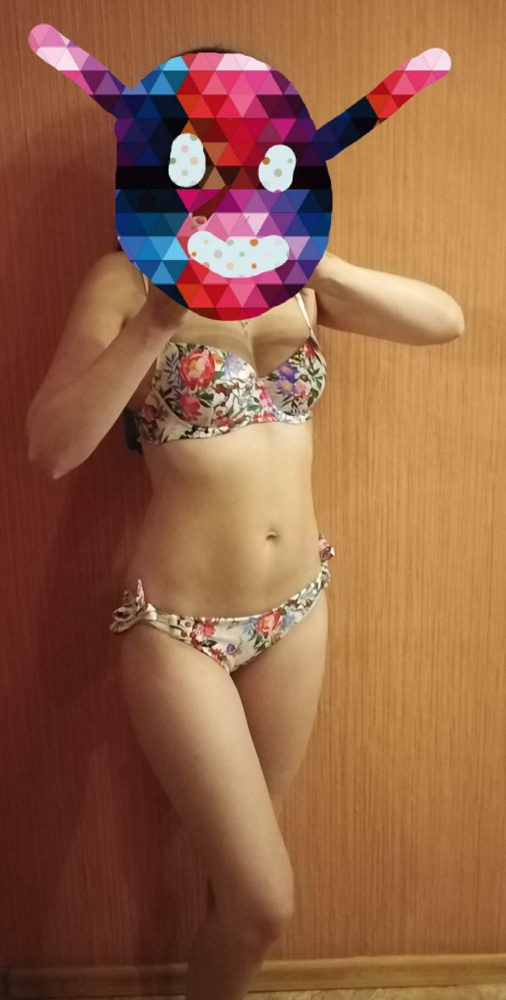 Мне нравится. Непривычно из-за расцветки, т.к. не привыкла носить цветастое. Об груди 86, об бёдер 104, подошло отлично. Посмотрим как на практике на морюшке.