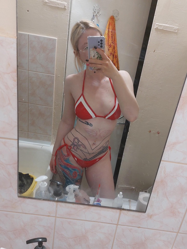 Супер крутой, смотрится очень сексуально