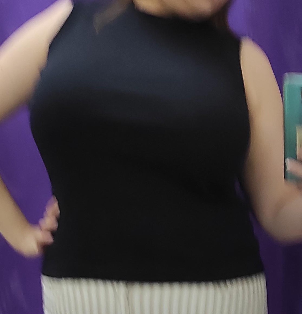 Очень плотный. Мне коротковат. А так неплох