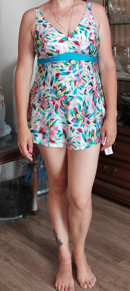 Отличный купальник. Размер соответствует