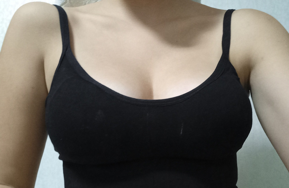 немного нитка вылезла, а так всё в норме, девочки, всем советую. Свою цену оправдывает!!