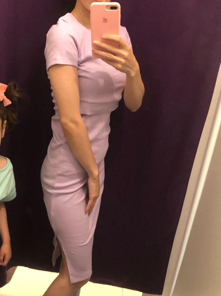 Удобное красивое платье на повседневку)